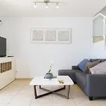 Icaro Piscina Climatizada ヴィラ *