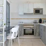 Icaro Piscina Climatizada ヴィラ